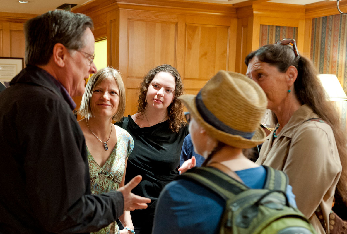 Tim Powers talking to the 2014 Writers of the Future winners