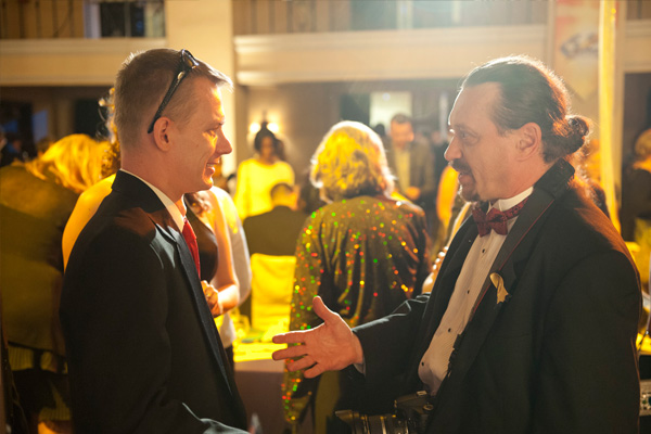 Artist Daniel Tyka (left) talking to artist and Illustrator Judge, Sergey Poyarkov after the event.