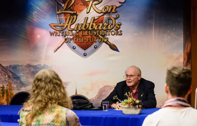 Dr. Jerry Pournelle speaking at the Writers Workshop